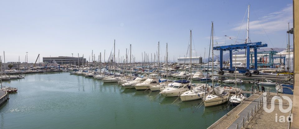 Trilocale di 60 m² a Genova (16159)