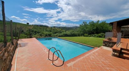 Townhouse 4 rooms of 250 m² in Greve in Chianti (50027)