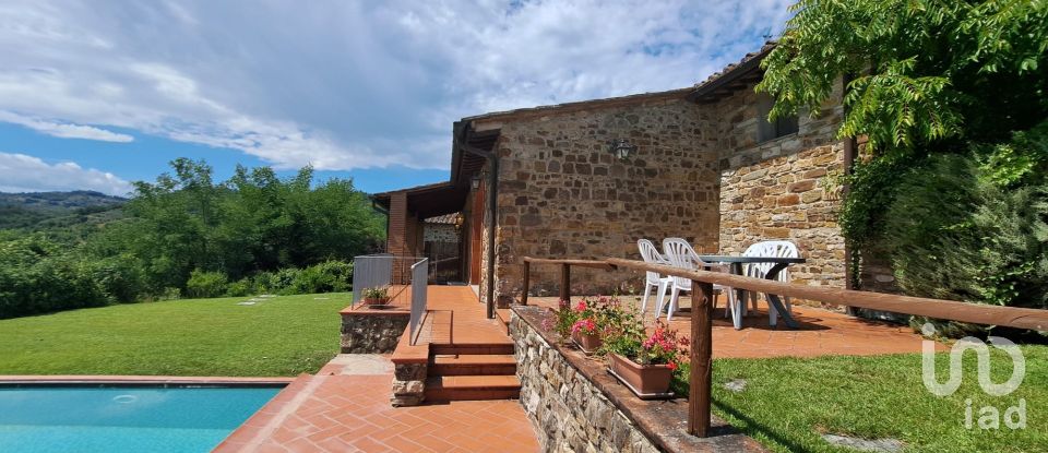Townhouse 4 rooms of 250 m² in Greve in Chianti (50027)