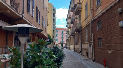 Quadrilocale di 84 m² a Vado Ligure (17047)