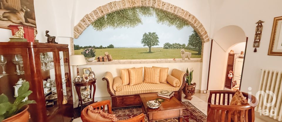 Casa indipendente / Villa 5 locali di 180 m² in Martina Franca (74015)