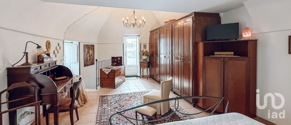 Casa indipendente / Villa 5 locali di 180 m² in Martina Franca (74015)