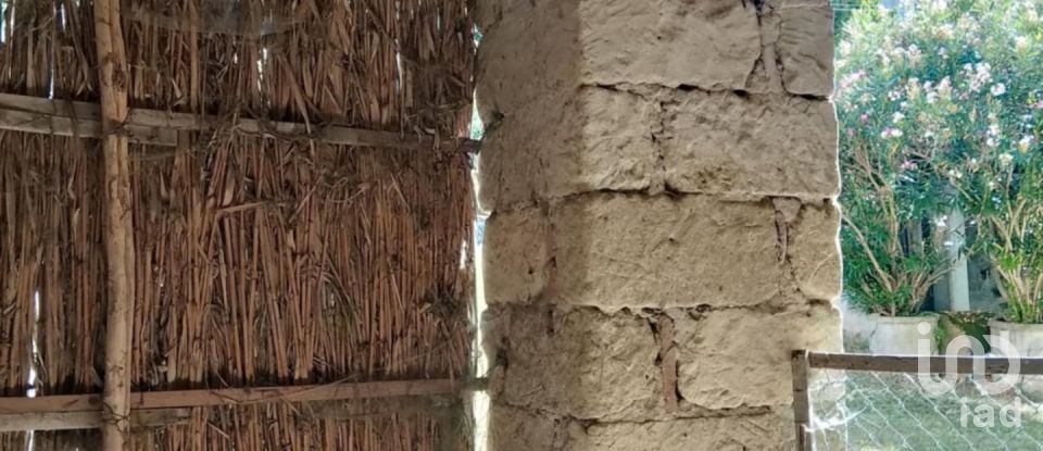 House 16 rooms of 240 m² in Conzano (15030)