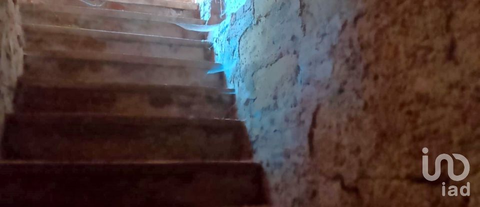 House 16 rooms of 240 m² in Conzano (15030)