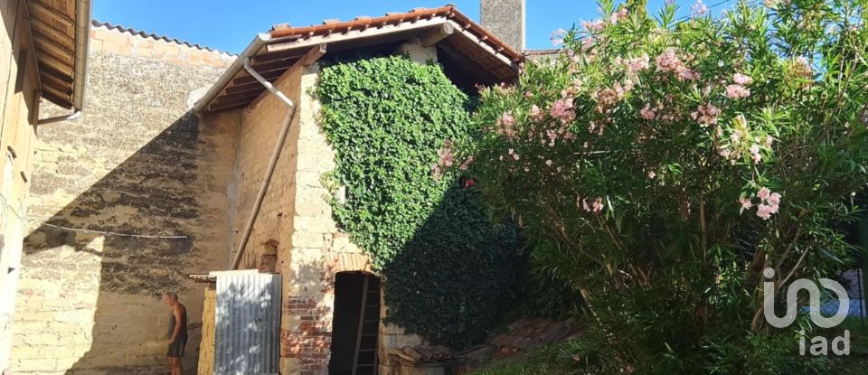 House 16 rooms of 240 m² in Conzano (15030)