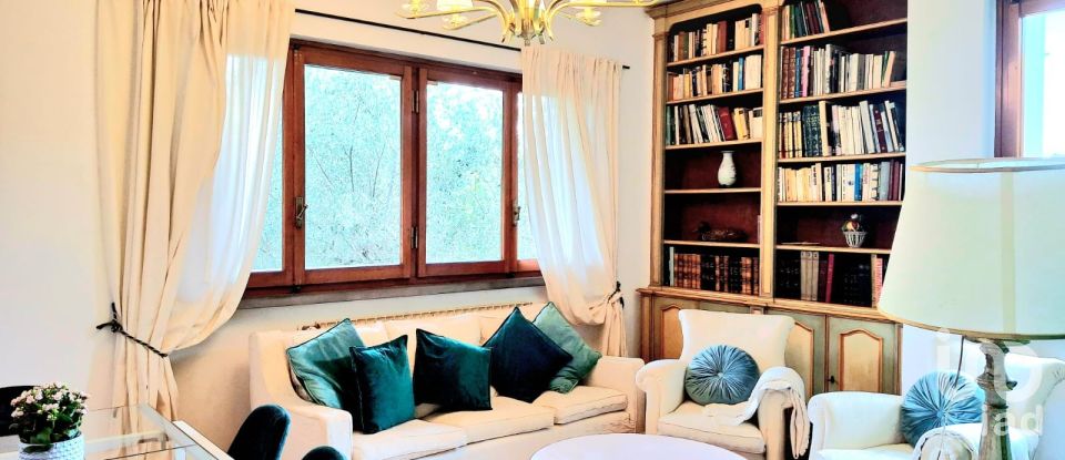 Casa indipendente / Villa 3 locali di 135 m² in Firenze (50139)