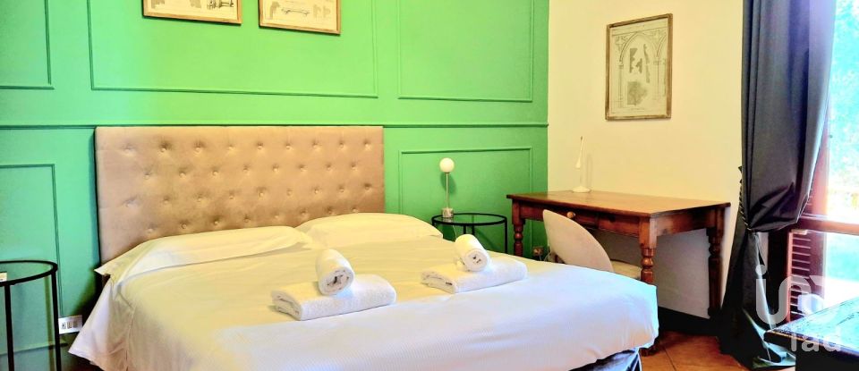 Casa indipendente / Villa 3 locali di 135 m² in Firenze (50139)