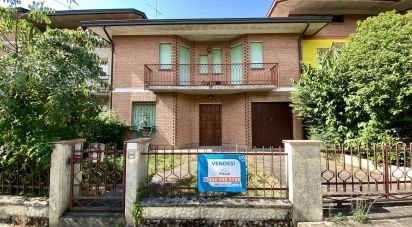 Traditional house 7 rooms of 160 m² in Novi di Modena (41016)