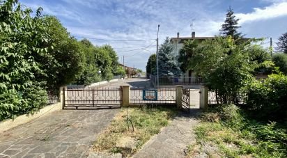 Villa a schiera 7 locali di 160 m² in Novi di Modena (41016)