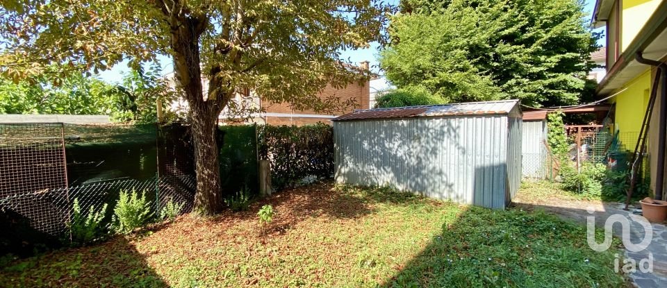 Traditional house 7 rooms of 160 m² in Novi di Modena (41016)