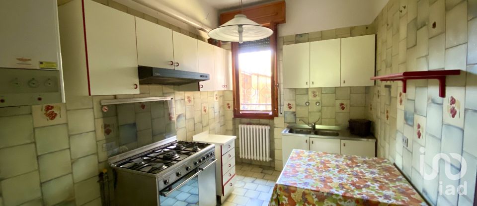 Traditional house 7 rooms of 160 m² in Novi di Modena (41016)
