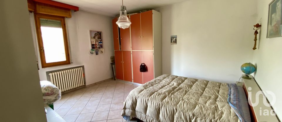 Traditional house 7 rooms of 160 m² in Novi di Modena (41016)