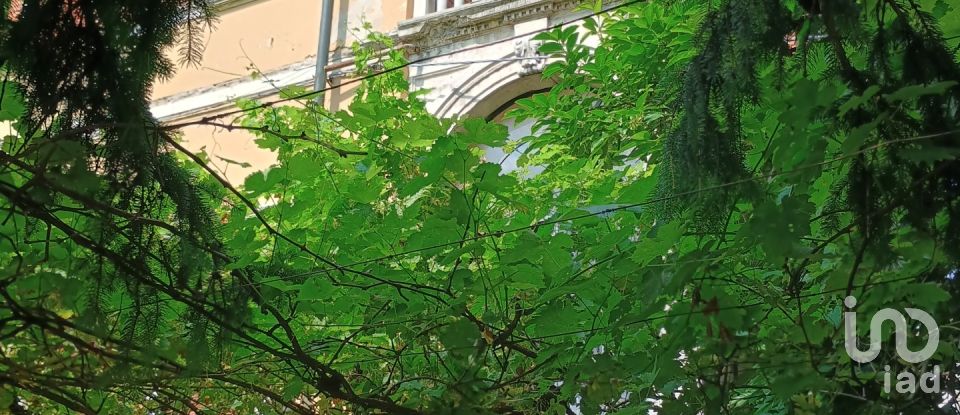 Barn conversion 13 rooms of 441 m² in Vicenza (36100)