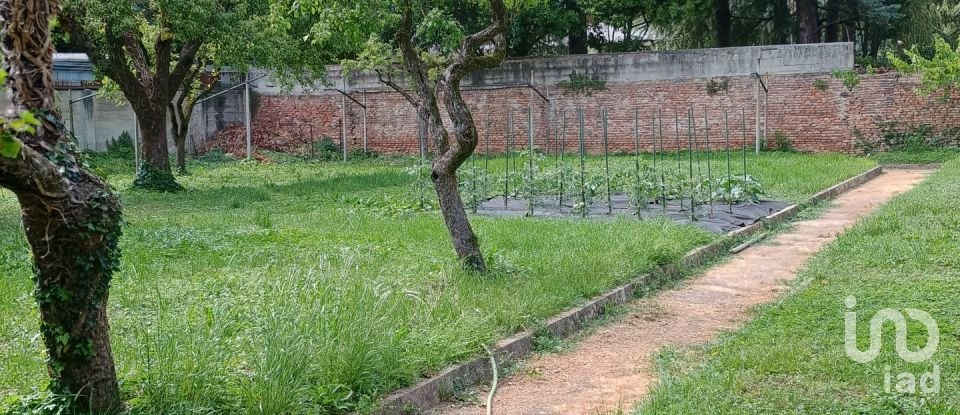 Barn conversion 13 rooms of 441 m² in Vicenza (36100)