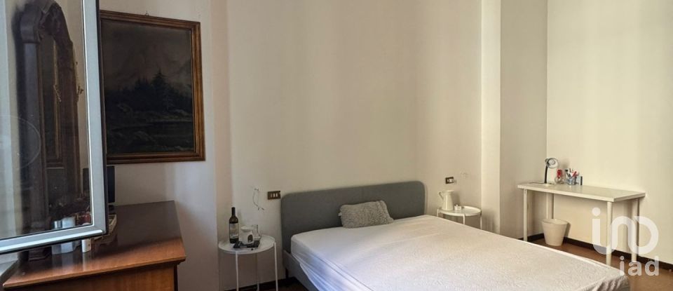 Apartment 5 rooms of 100 m² in Milano (20136)