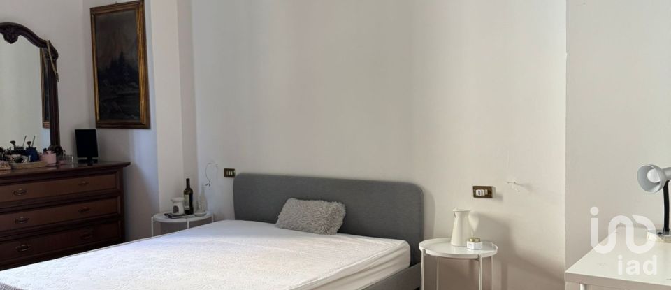 Apartment 5 rooms of 100 m² in Milano (20136)