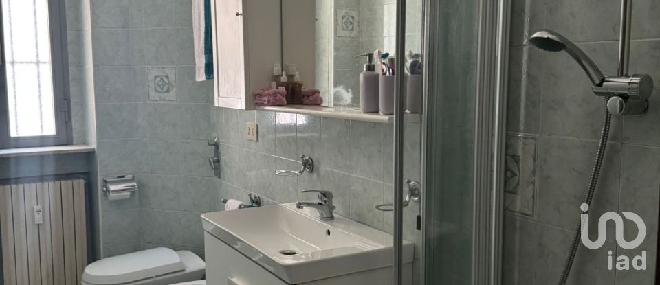 Apartment 5 rooms of 100 m² in Milano (20136)