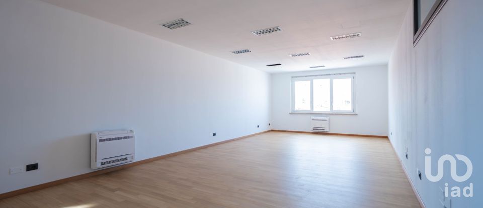 Workshop of 190 m² in Verona (37136)