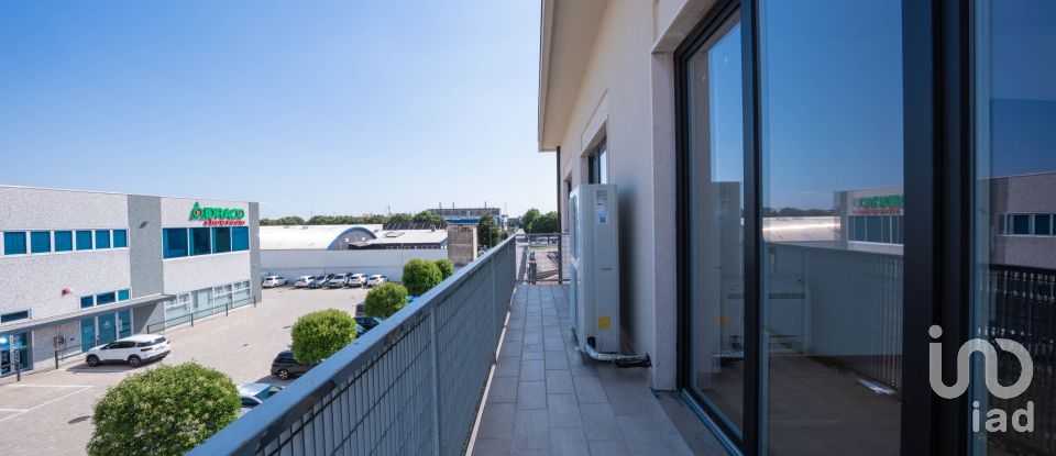 Workshop of 190 m² in Verona (37136)