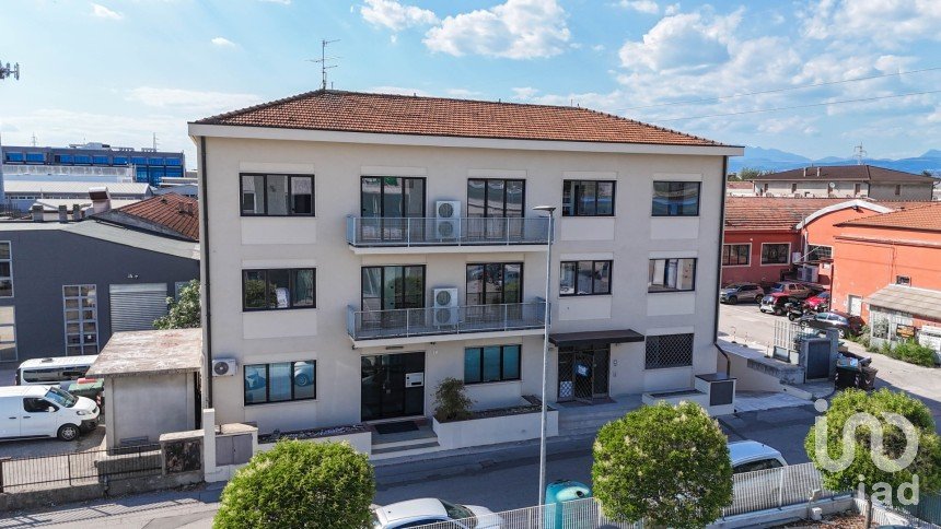 Workshop of 770 m² in Verona (37136)