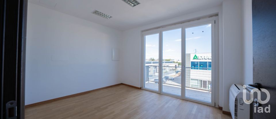 Workshop of 770 m² in Verona (37136)