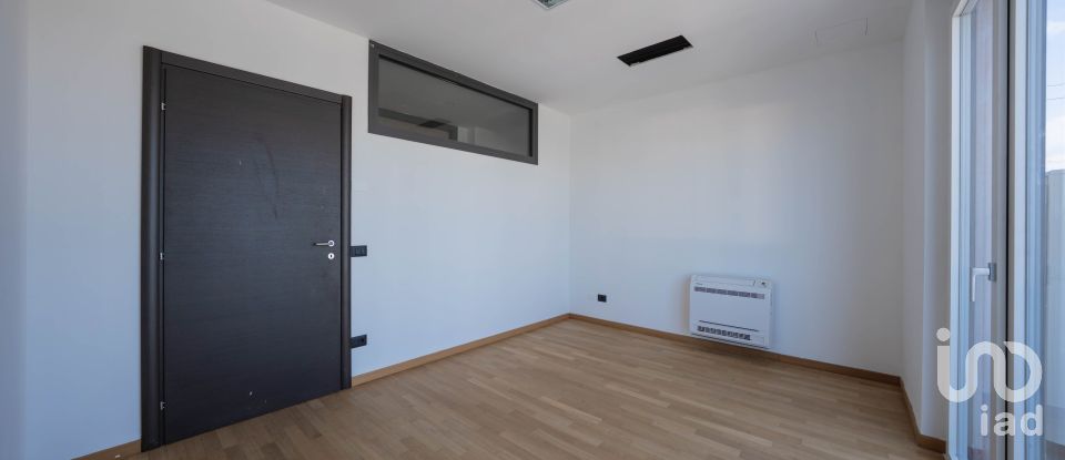 Workshop of 770 m² in Verona (37136)