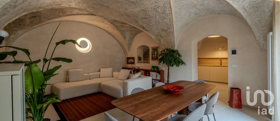 Casa indipendente 7 locali di 196 m² in Castiglione delle Stiviere (46043)