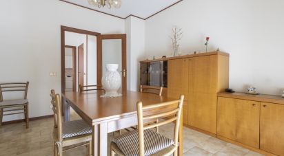 Four-room apartment of 99 m² in Rosora (60030)