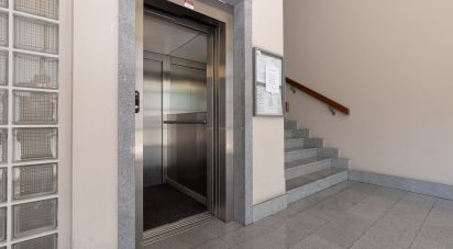 Four-room apartment of 99 m² in Torino (10129)