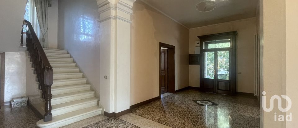 Casale 17 locali di 647 m² in Marostica (36063)
