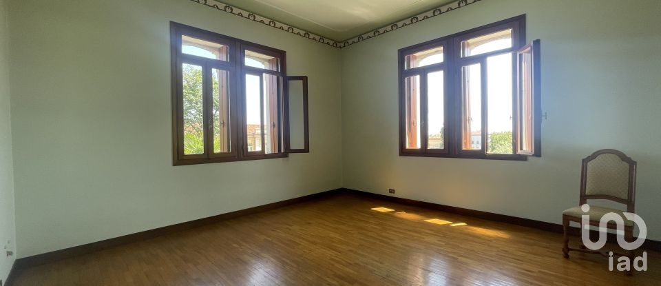 Casale 17 locali di 647 m² in Marostica (36063)