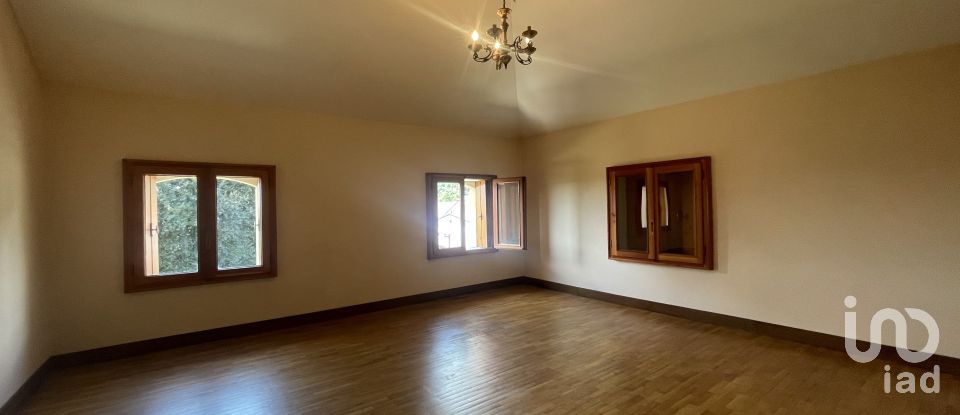 Casale 17 locali di 647 m² in Marostica (36063)