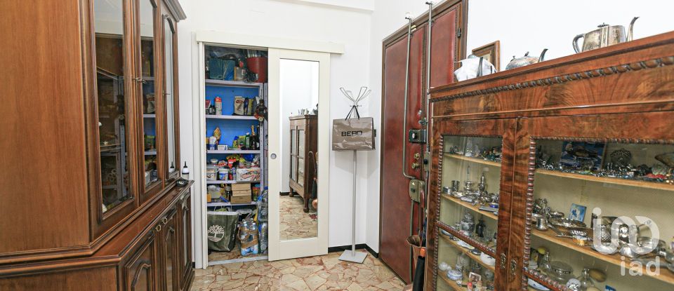 Appartamento 7 locali di 115 m² a Genova (16149)