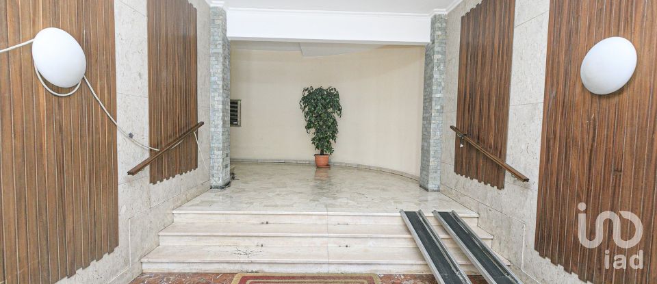 Appartamento 7 locali di 115 m² a Genova (16149)