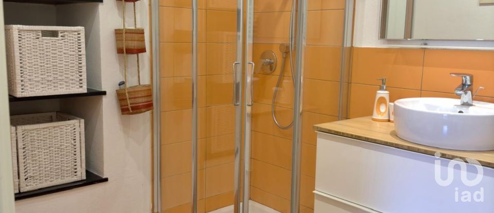 Trilocale di 70 m² a Genova (16167)