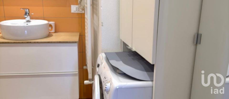 Trilocale di 70 m² a Genova (16167)