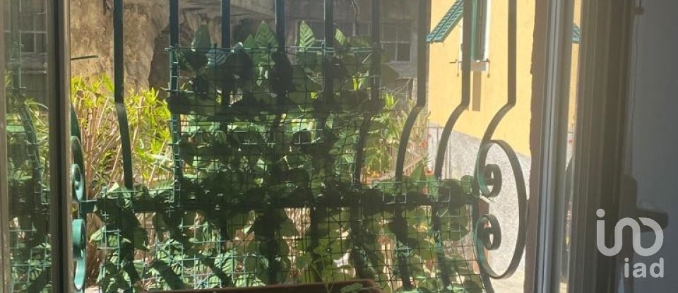 Trilocale di 70 m² a Genova (16167)