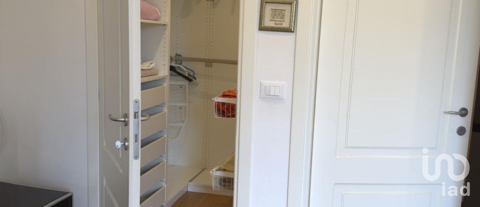 Trilocale di 70 m² a Genova (16167)