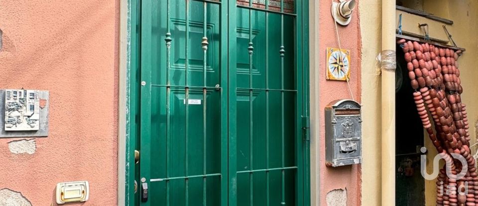 Trilocale di 70 m² a Genova (16167)