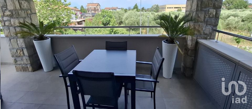 Apartment 5 rooms of 100 m² in Desenzano del Garda (25015)