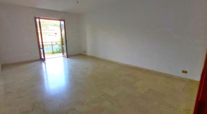 Appartamento 7 locali di 130 m² a Amantea (87032)