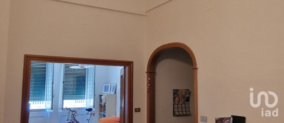 Appartamento 5 locali di 110 m² a Genova (16151)