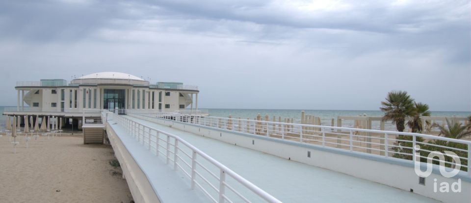 Hotel 3 * di 1.064 m² in Senigallia (60019)