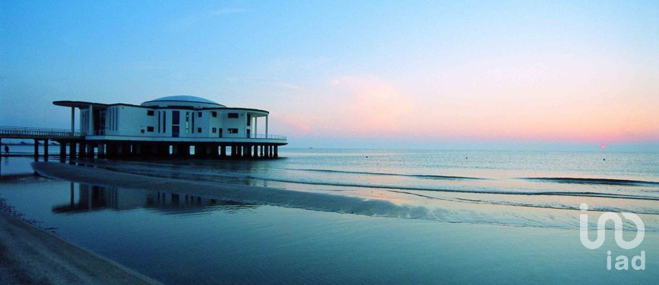 Hotel 3 * di 1.064 m² in Senigallia (60019)