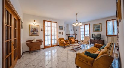 Villa a schiera 4 locali di 168 m² in Ferrara (44124)