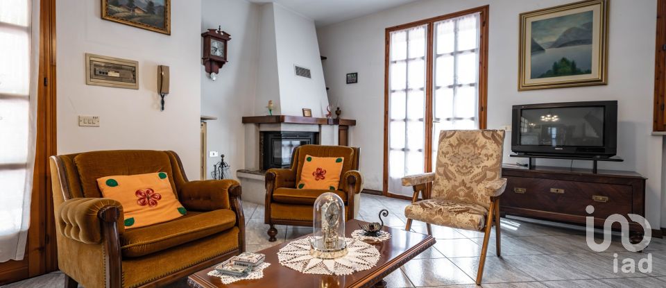 Traditional house 4 rooms of 168 m² in Ferrara (44124)