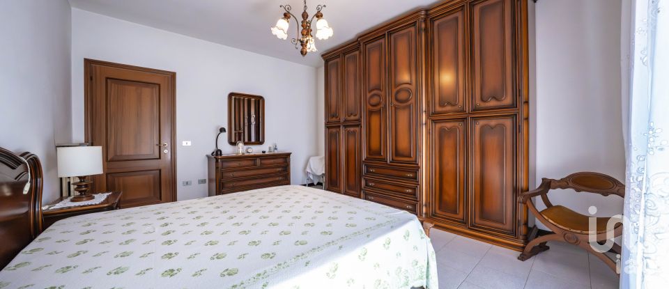 Traditional house 4 rooms of 168 m² in Ferrara (44124)