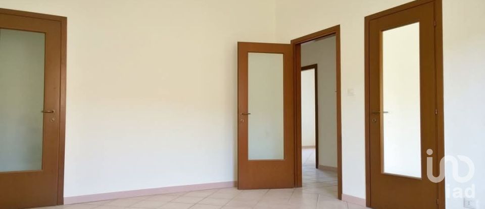 Four-room apartment of 110 m² in Pinerolo (10064)