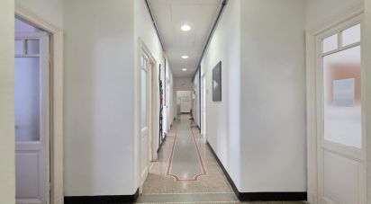 Varie superfici 13 locali di 449 m² a Savona (17100)