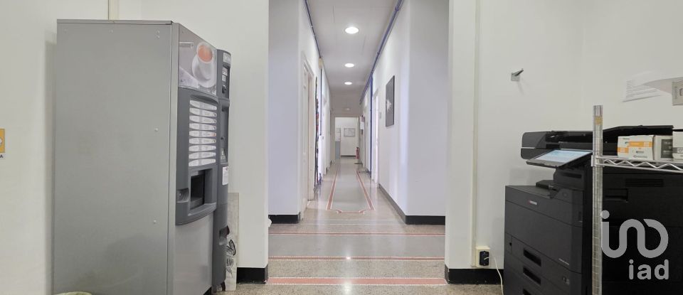 Varie superfici 13 locali di 449 m² a Savona (17100)